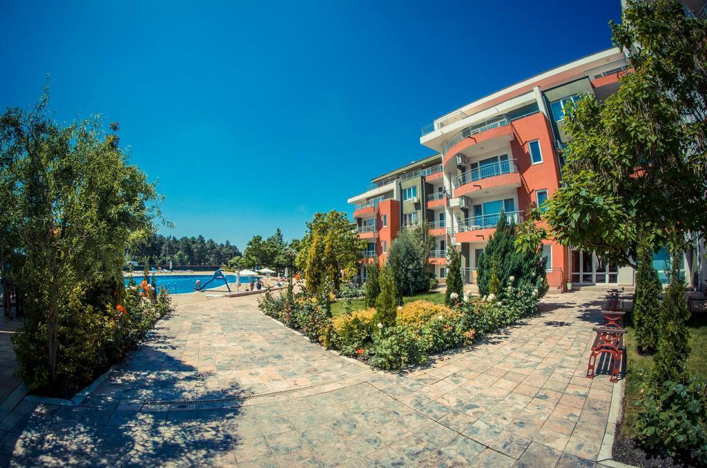 GT Green Fort Beach Apartments Slantschew brjag Exterior foto