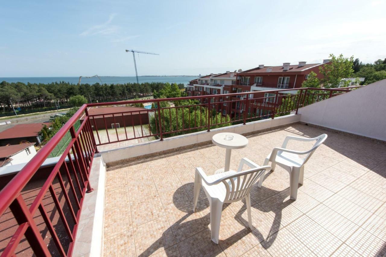 GT Green Fort Beach Apartments Slantschew brjag Exterior foto